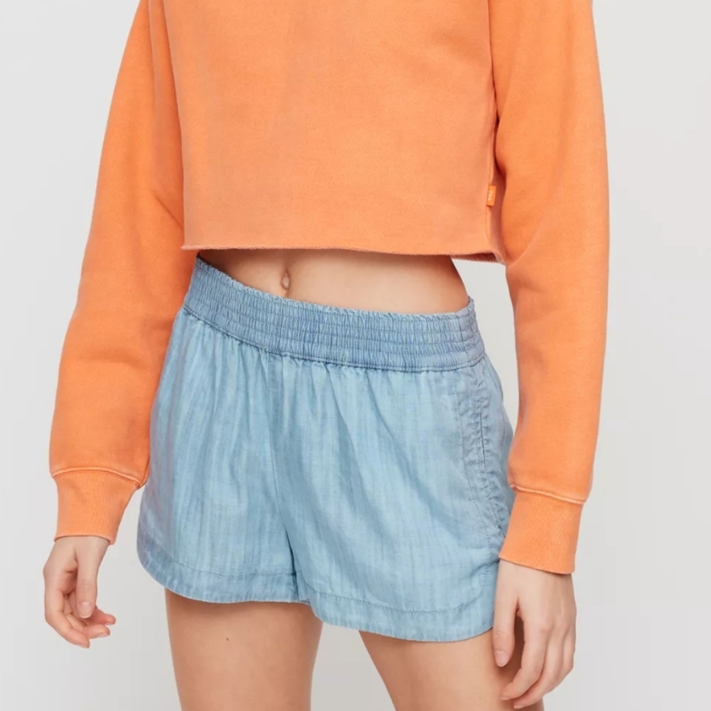 TNA | Aritzia Trope lyocell chambray elastic waist pocket shorts